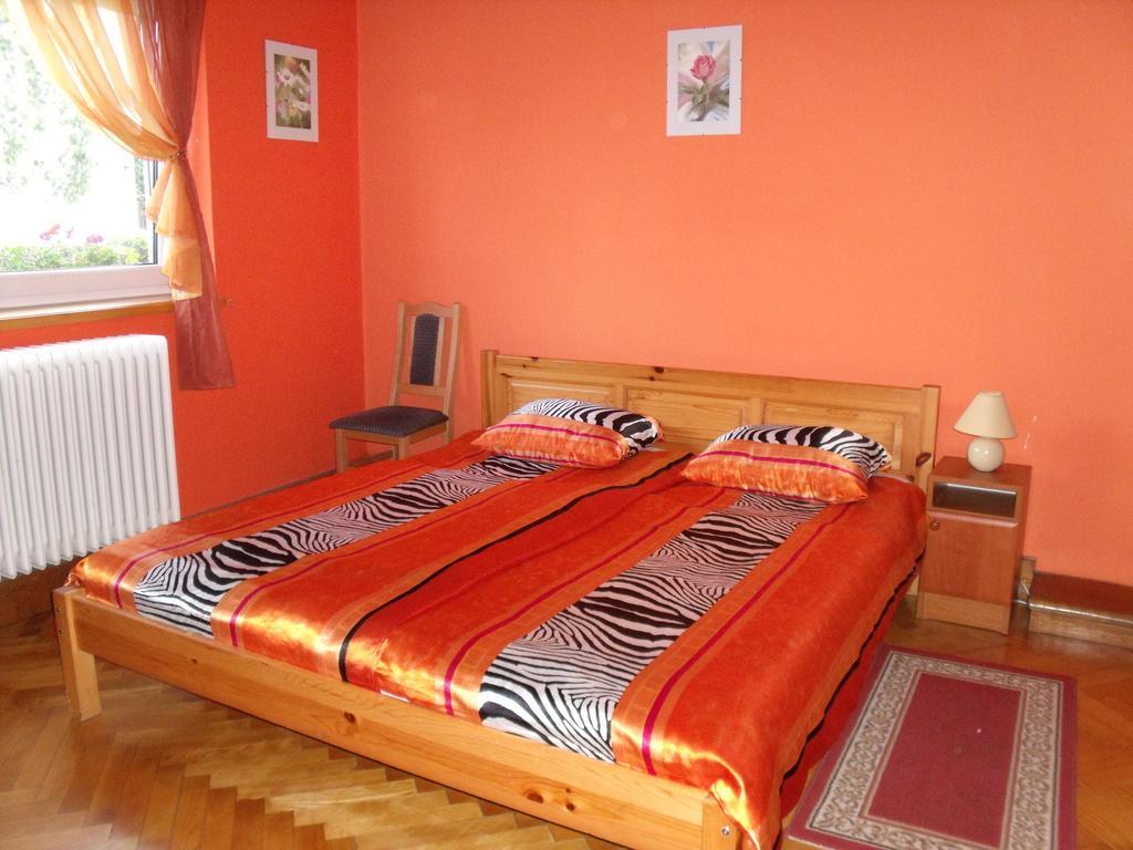 Viola Vendégház Kehidakustány Esterno foto